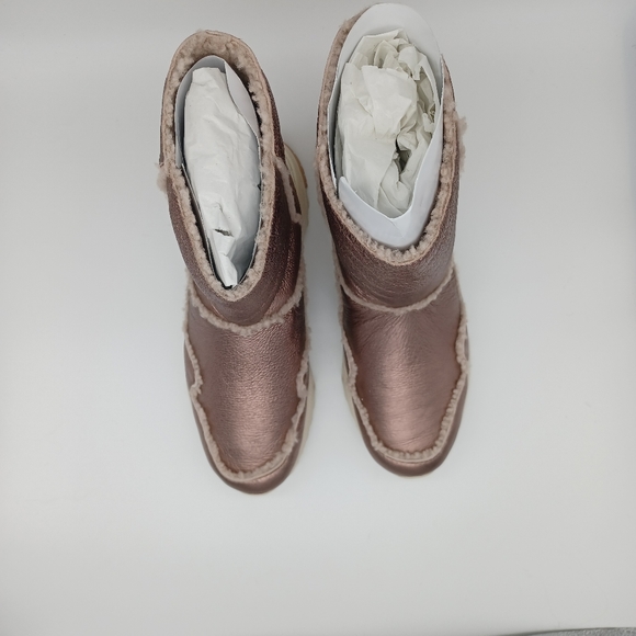 Coach Portia Shearling-lined Hybrid Boot - Picture 7 of 7